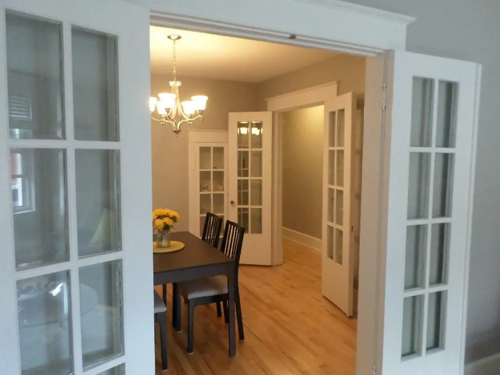 Beautiful, Clean, Quiet 2 Br-In Downtown Ottawa. Parking, Wifi And Netflix Included Apartment Canada